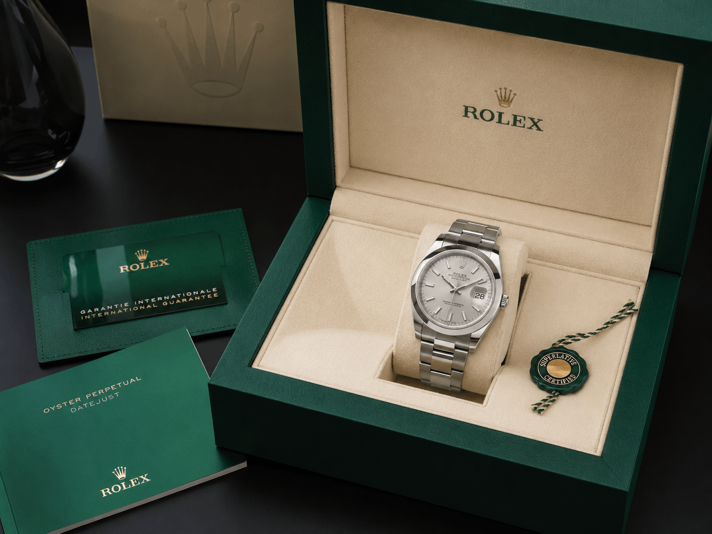 Datejust 41 steel, smooth bezel, Oyster bracelet Secondary image